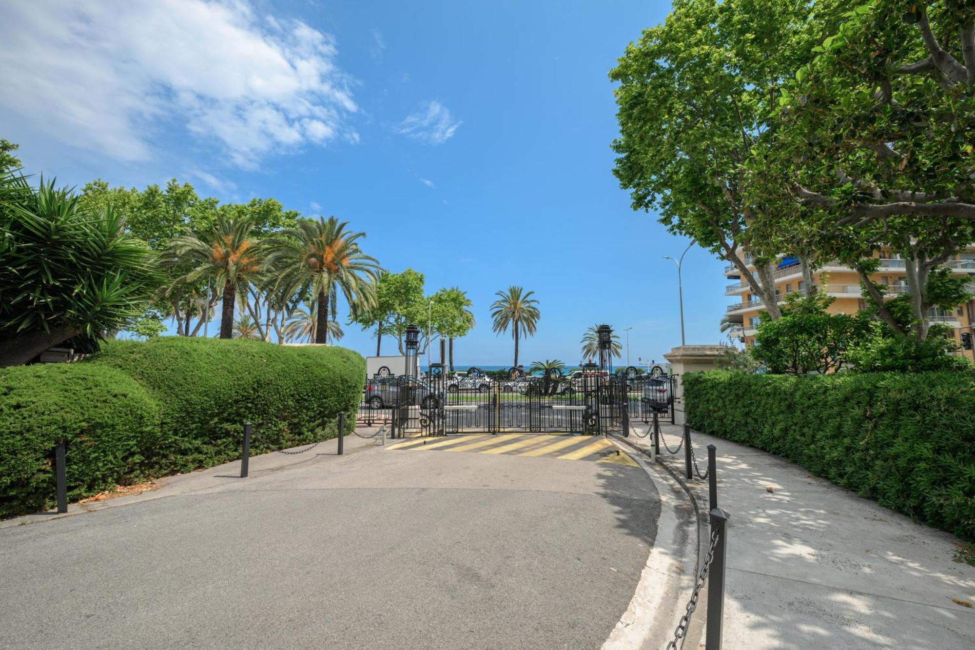 Le Coq Tersling - Residential Parking - Ac - Sea View Apartman Menton Kültér fotó